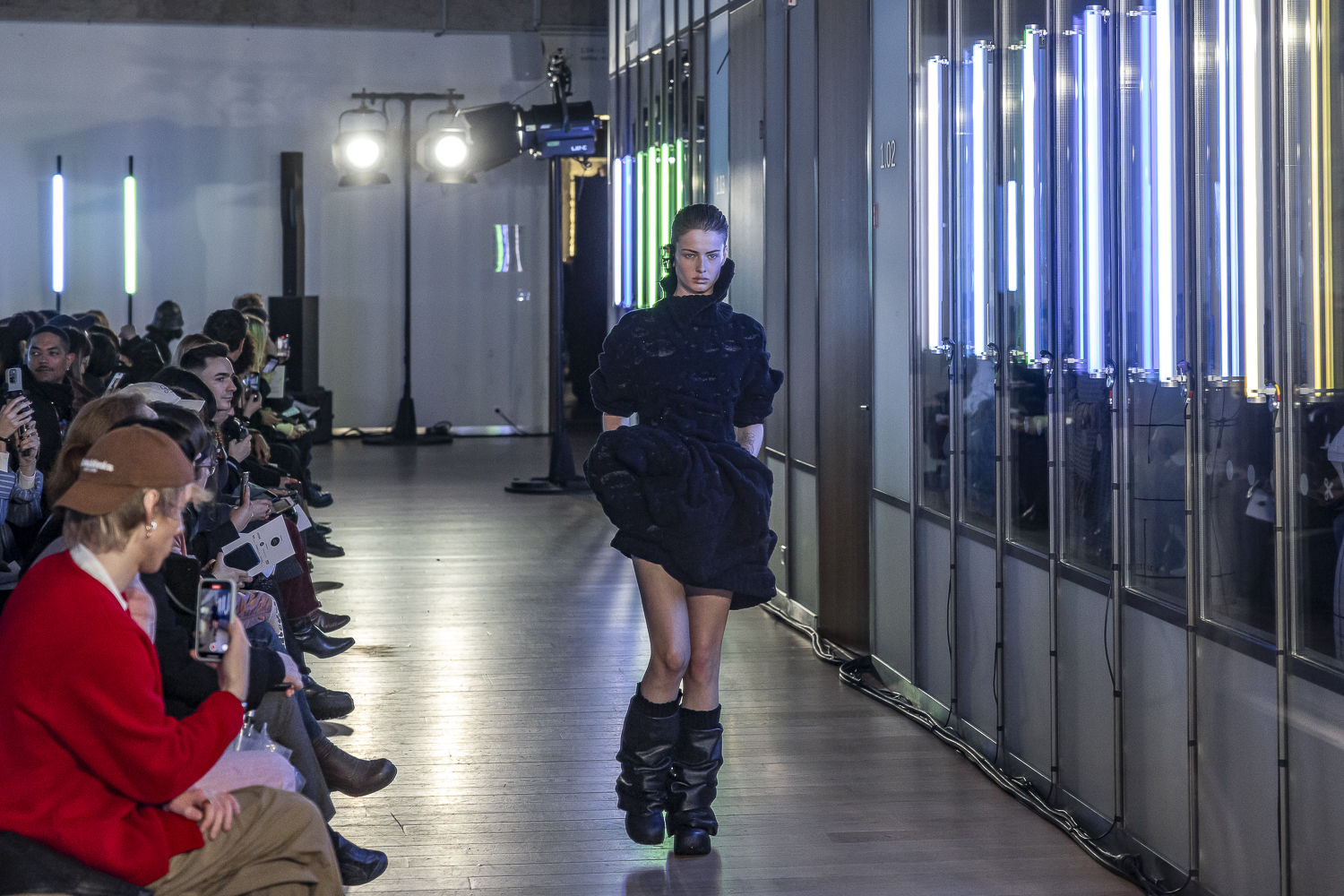 01_OBO_IFM_FASHION_SHOW_STUDENT_MODEL_DEFILE_MODE_STEPHANE_DEROUSSENT