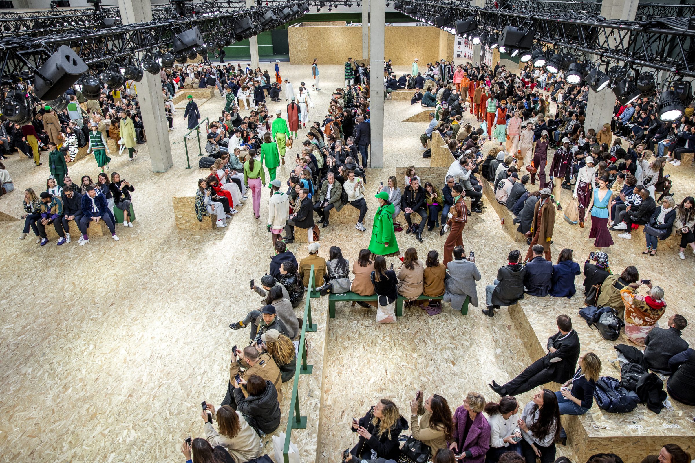 04_OBO_LACOSTE_SCENOGRAPHY_FW20_DEFILE_MODE_FASHION_SHOW_Stephane DeroussenT LACOSTE AH2020-7519