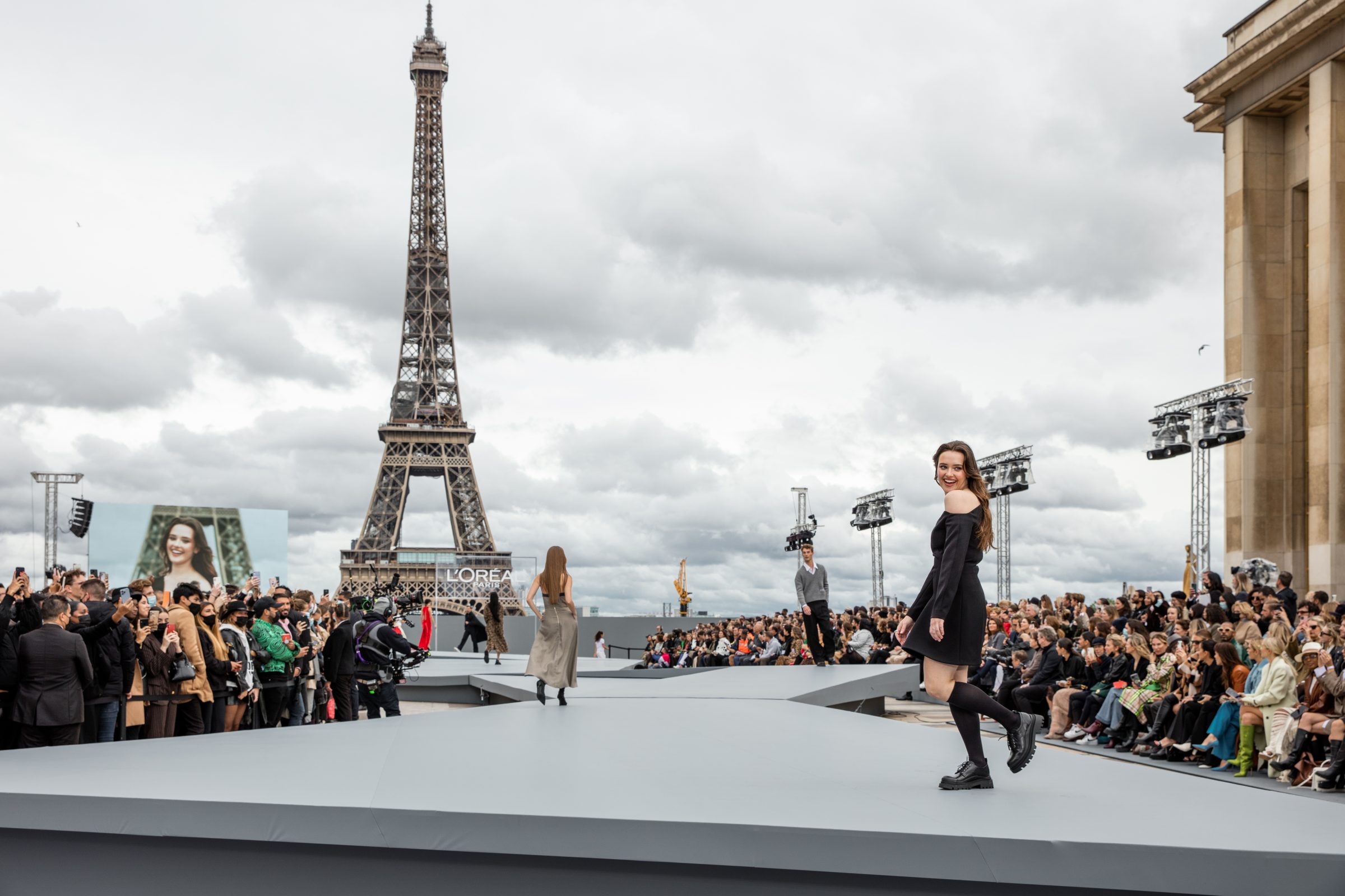 05_OBO_LOREAL_2021_SHOW_PARIS_TOUR_EIFFEL_stephane_deroussent