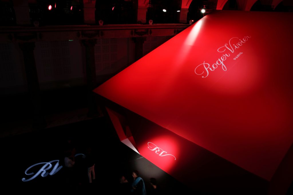 05_OBO_ROGER_VIVIER_PRESENTATION_SCENOGRAPHY_LUXURY_LAUNCH_EXPERIENCE
