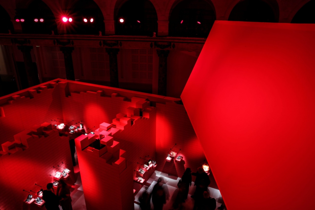 06_OBO_ROGER_VIVIER_PRESENTATION_SCENOGRAPHY_LUXURY_LAUNCH_EXPERIENCE