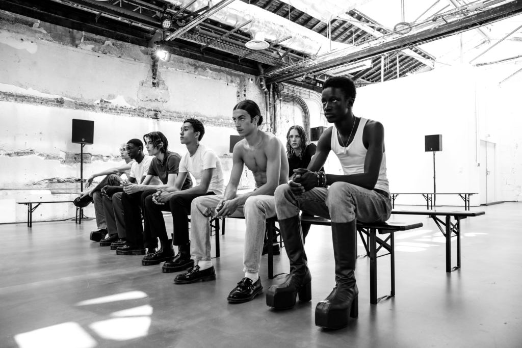 07-EGONLAB_OBO_SS23_BACKSTAGE_FASHION_SHOW_MODEL_MATHIEU_BAUMER