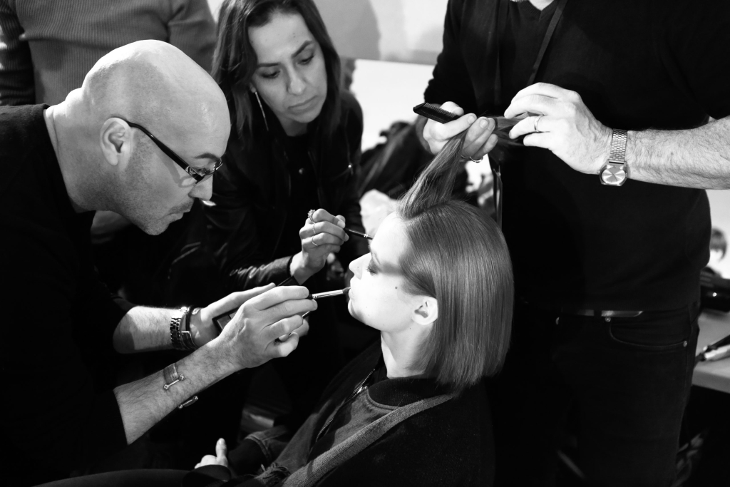 07-ELIE_SAAB_OBO_FW17_SCENOGRAPHY_FASHION_SHOW_MODE_KEA&DIDI