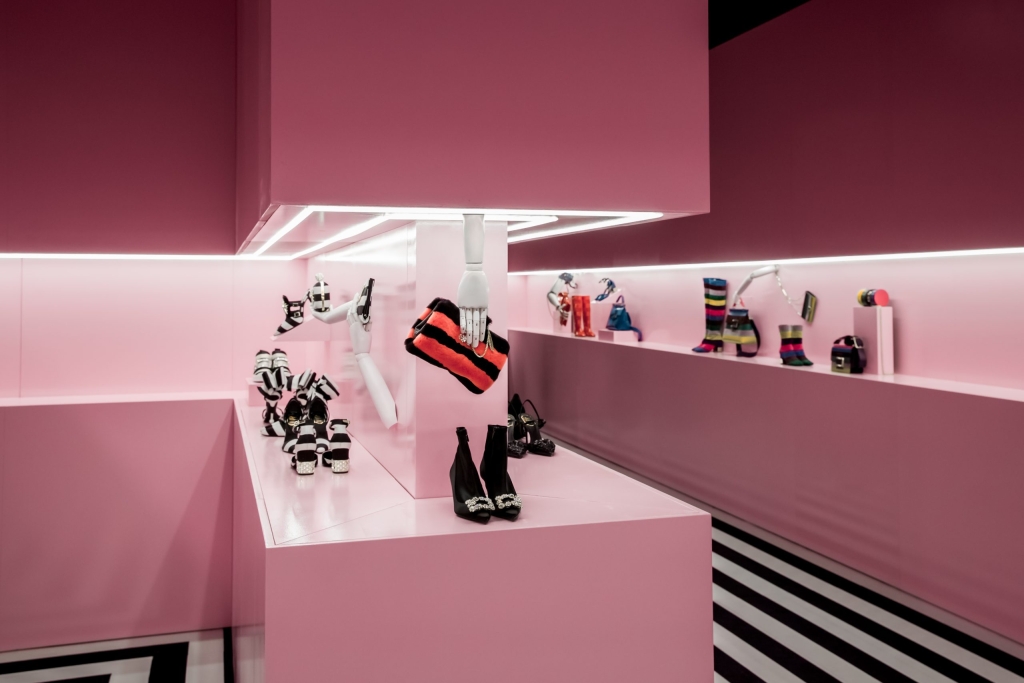 07_OBO_ROGER_VIVIER_PRESENTATION_SCENOGRAPHY_LUXE_LAUNCH