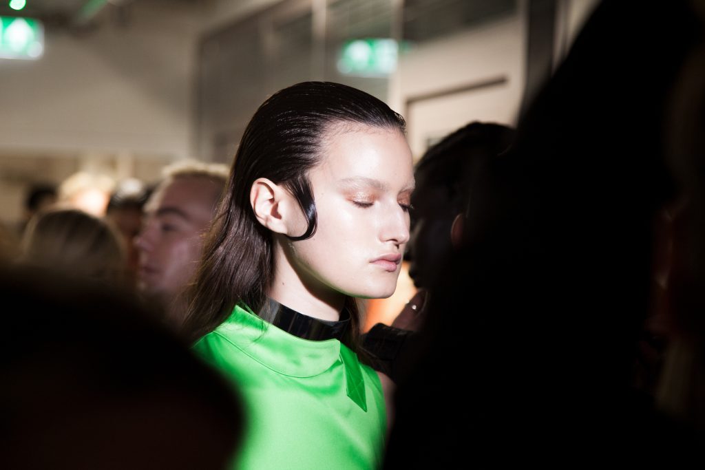 08-HUISHANZHANG_OBO_SS23_FASHION_SHOW_DEFILE_MODE_SCENOGRAPHY_EDGRANT