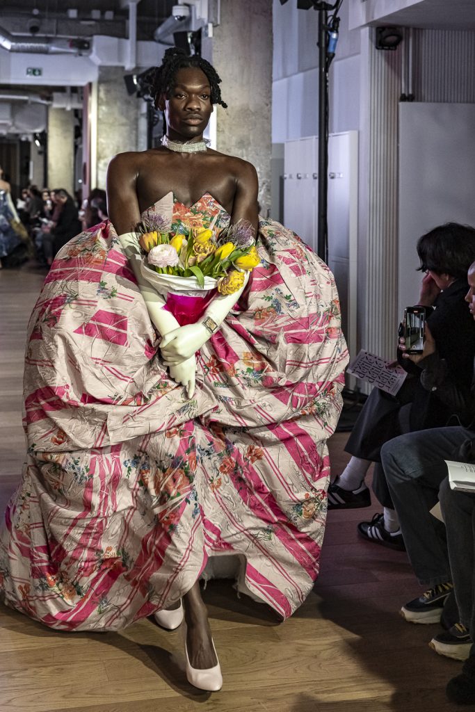 08_OBO_IFM_FASHION_SHOW_STUDENT_MODEL_DEFILE_MODE_STEPHANE_DEROUSSENT