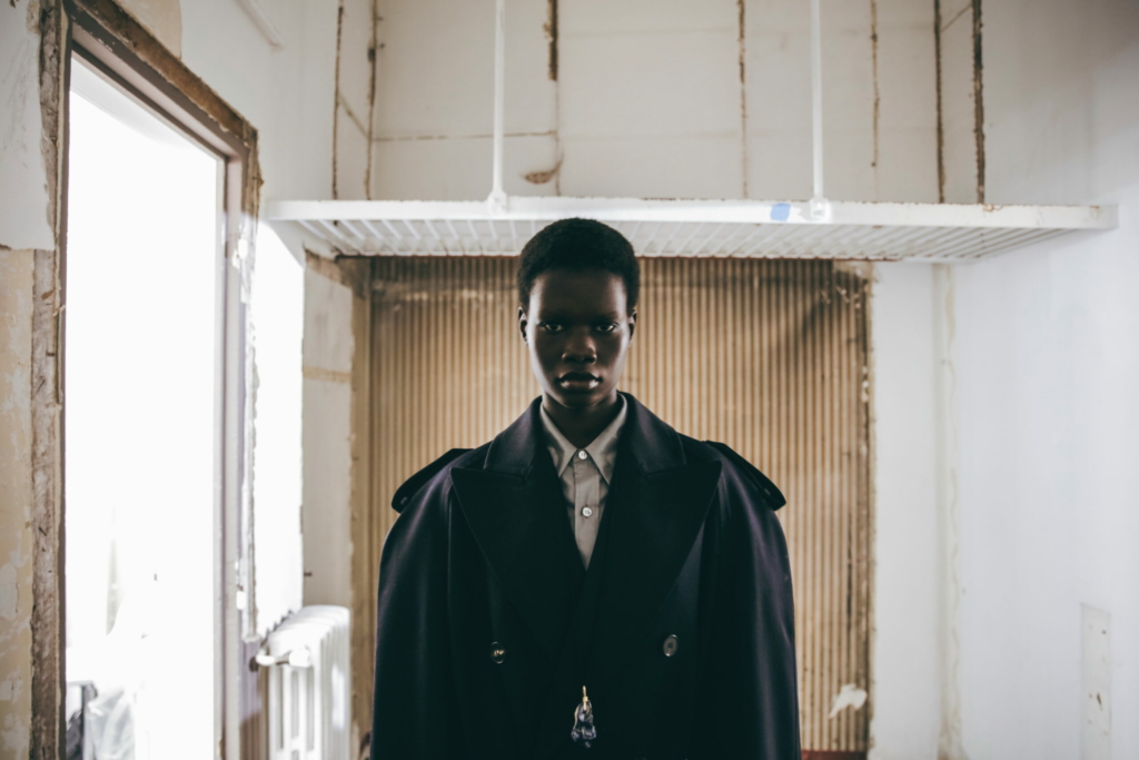 10-OBO_CARVEN_SS24_SCENOGRAPHY_DEFILE_MODE_FASHION_SHOW_MATHIEU_BAUMER