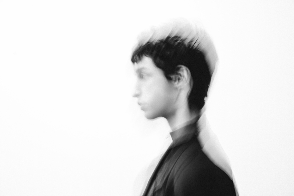 10_OBO_ARMANI_PRIVE_BACKSTAGE_MODEL_MATHIEU_BAUMER