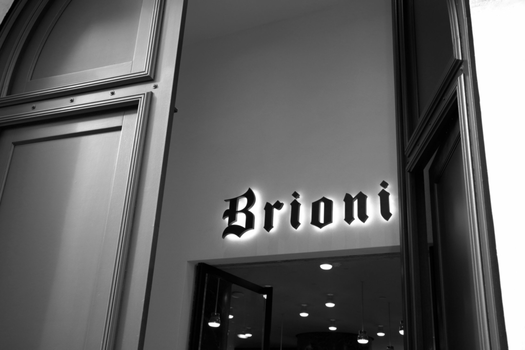 10_OBO_BRIONI_BACKSTAGE_MATHIEU BAUMER -_77A1660