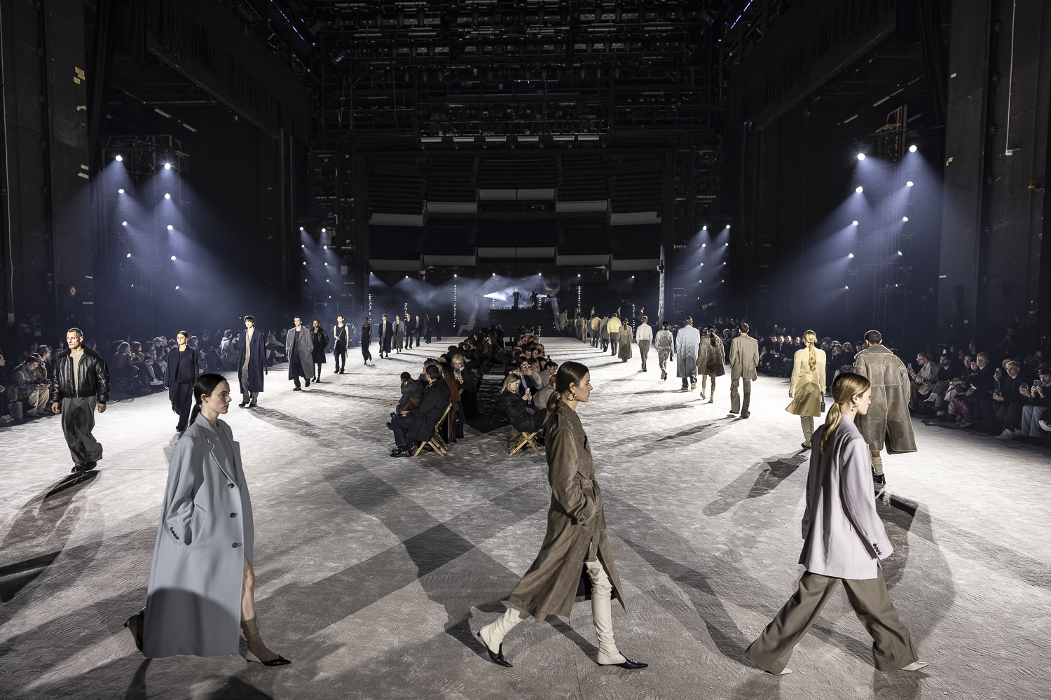 11_OBO_AMI_FW23_DEFILE_MODE_FASHIO_SHOW_LUXE_LUXURY_Stephane Deroussent AMI_FW2023-4530