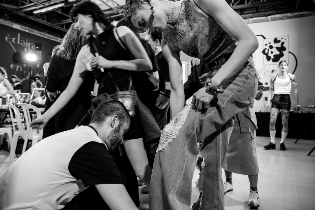 12-EGONLAB_OBO_SS23_BACKSTAGE_FASHION_SHOW_MODEL_MATHIEU_BAUMER