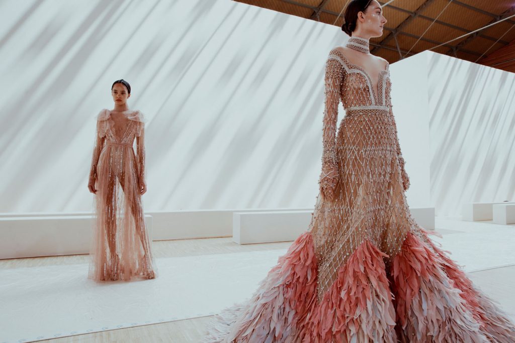 12_ELIE_SAAB_OBO_HCAW22_FASHION_SHOW_DEFILE-MODE_SCENOGRAPHY_MATHIEU BAUMER - _MG_8634