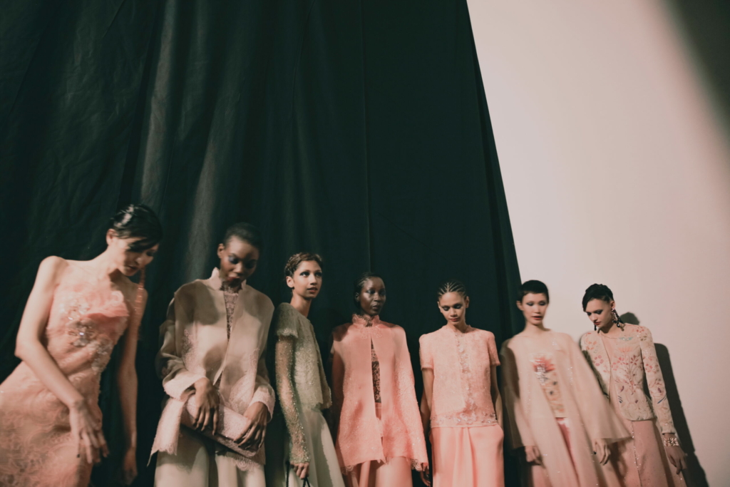 12_OBO_ARMANI_PRIVE_BACKSTAGE_MODEL_MATHIEU_BAUMER.