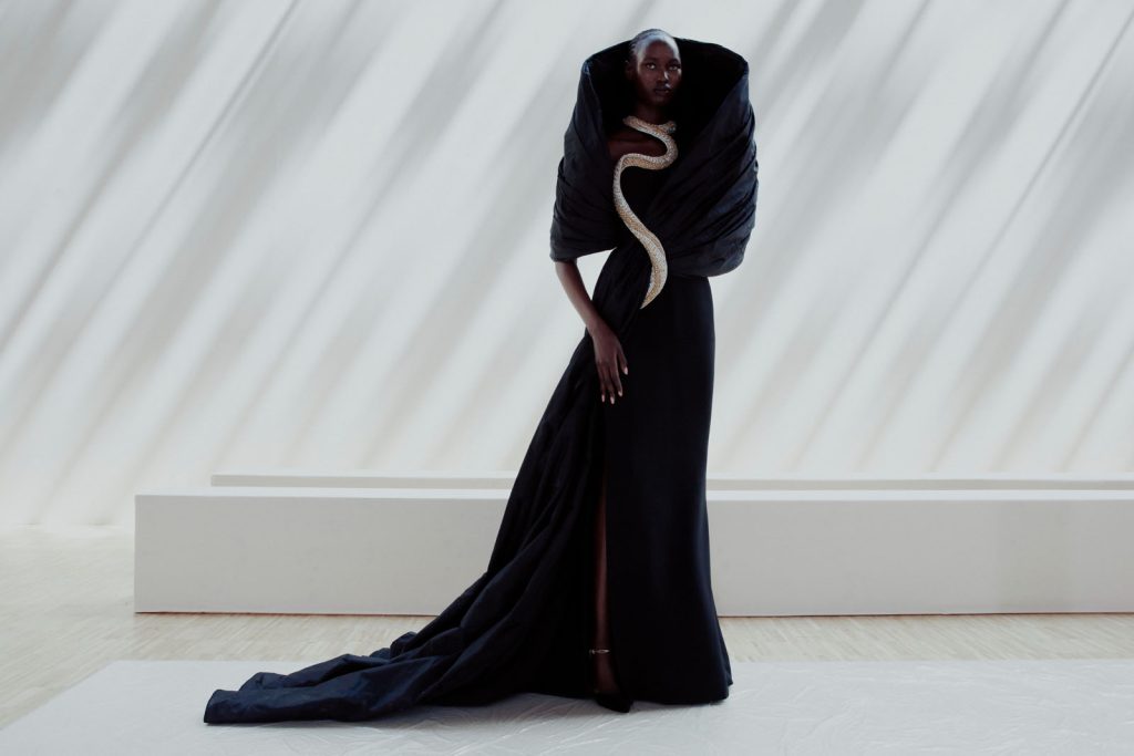13_ELIE_SAAB_OBO_HCAW22_FASHION_SHOW_DEFILE-MODE_SCENOGRAPHY_MATHIEU BAUMER - _MG_8675