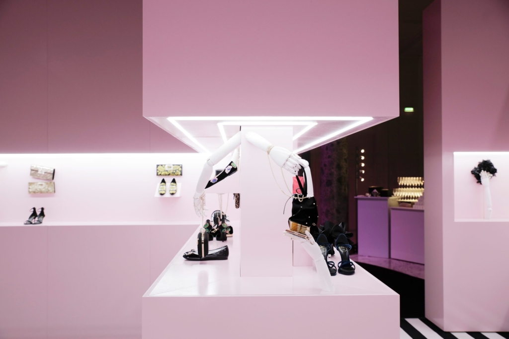 14_OBO_ROGER_VIVIER_PRESENTATION_SCENOGRAPHY_LUXE_LAUNCH