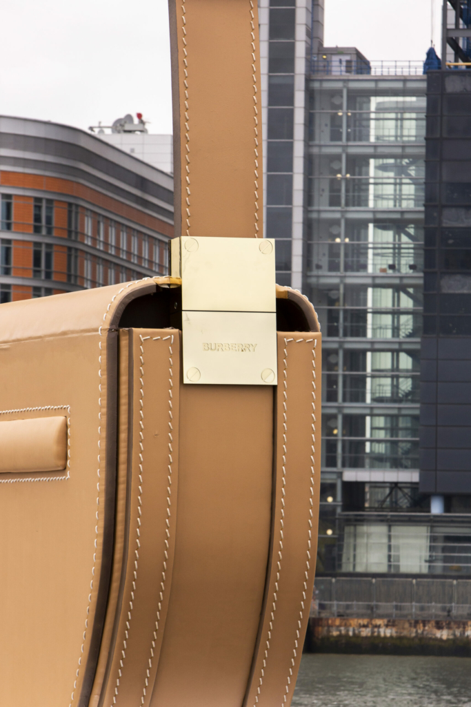 15_OBO_BURBERRY_OLYMPIA_FASHION_EXEPERIENCE_LUXURY_BAG