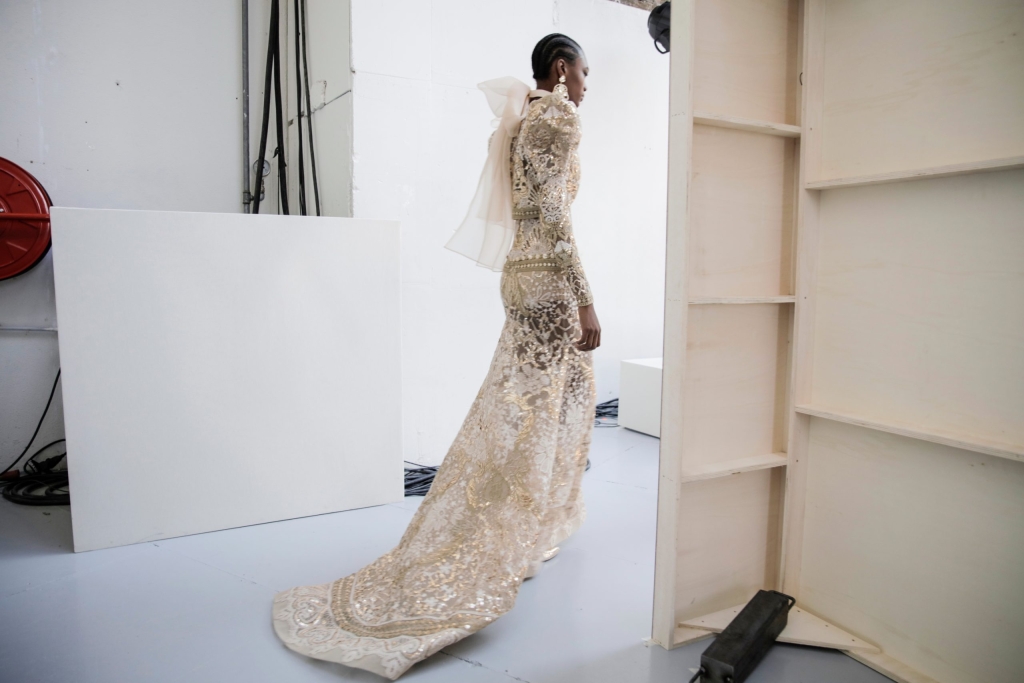 16-ELIE_SAAB_OBO_SS20_BACKSTAGE_FASHION_SHOW_DEFILE_MODE_LUXURY