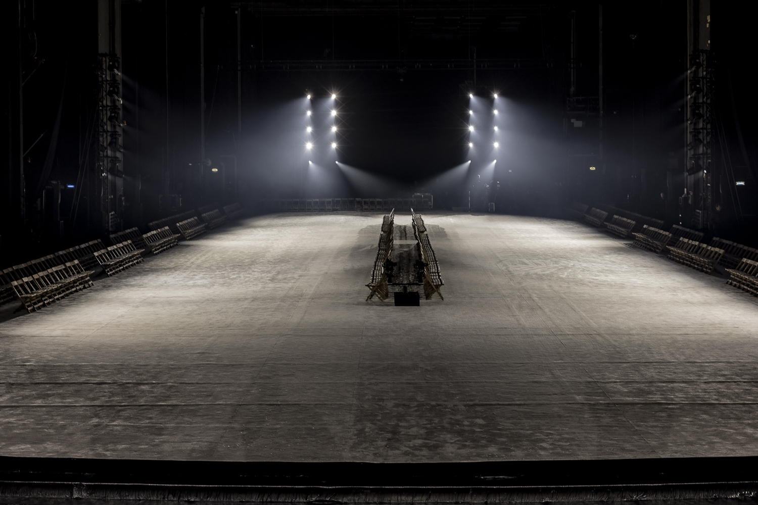 1_OBO_AMI_FW23_DEFILE_MODE_FASHIO_SHOW_LUXE_LUXURY_Stephane Deroussent AMI_FW2023-4530