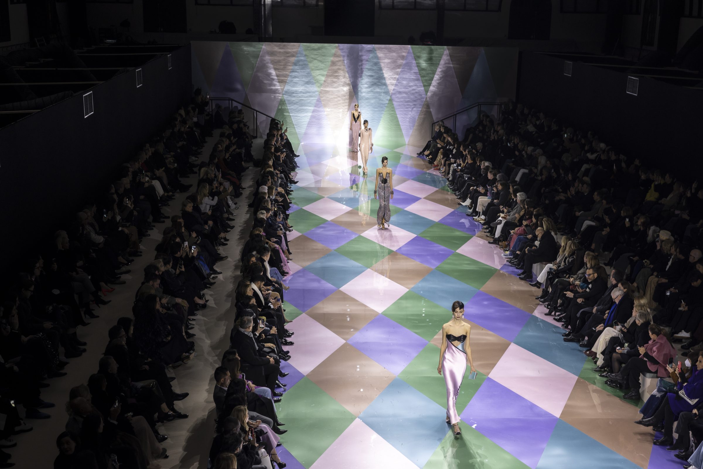 3_OBO_ARMANI_SS23_RUNWAY_SCENOGRAPHY_FASHION_SHOW_Stephane Deroussent ARMANI PRIVÉ HC 2023-5384