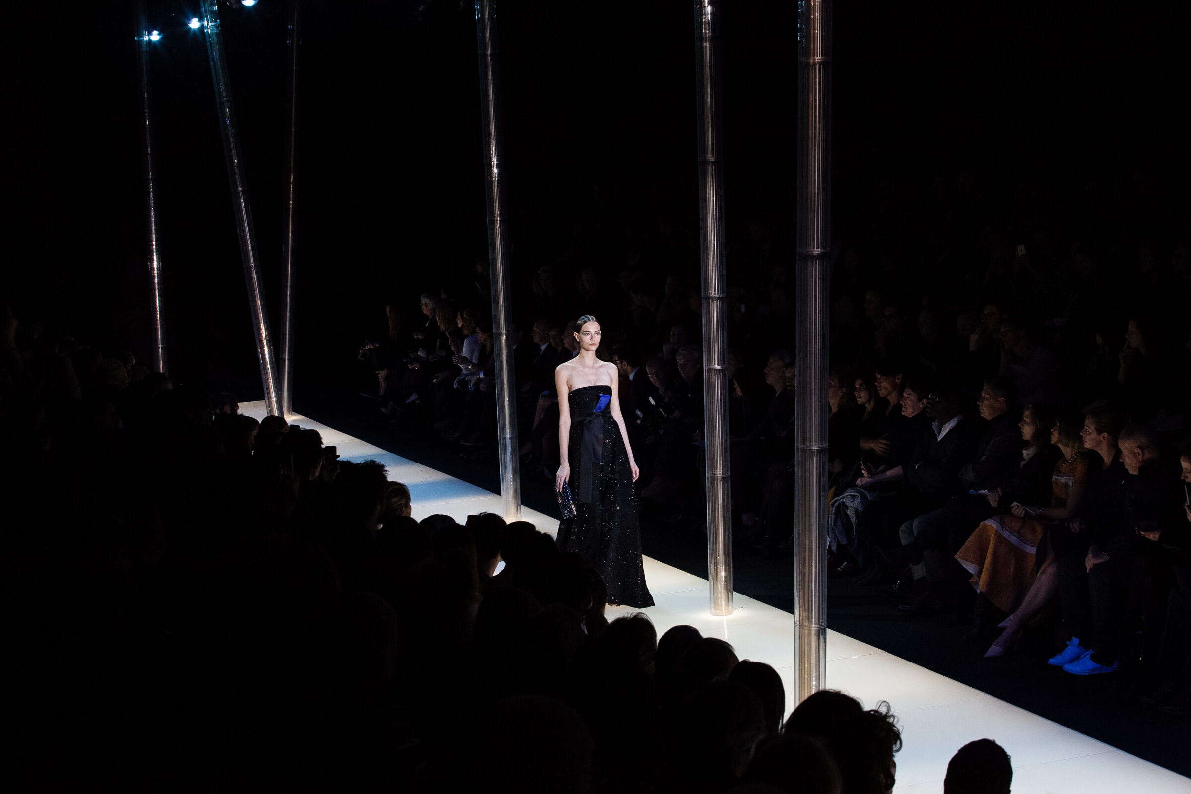 4_OBO_ARMANI_DEFILE_MODE_FASHION_SHOW_SCENOGRAPHY_LUXURY