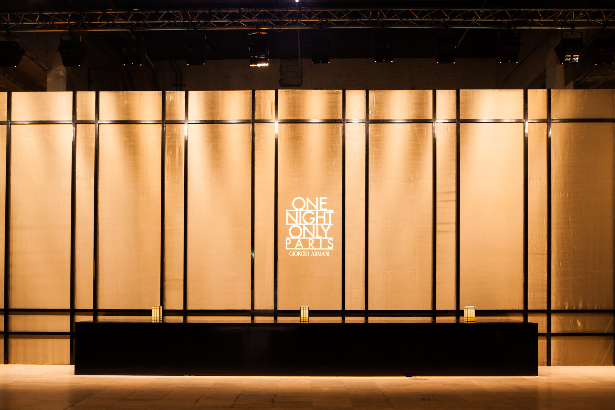 5_1_OBO_ARMANI_HCSS14_SCENOGRAPHY_DEFILE_MODE_FASHION_SHOW_LUXURY