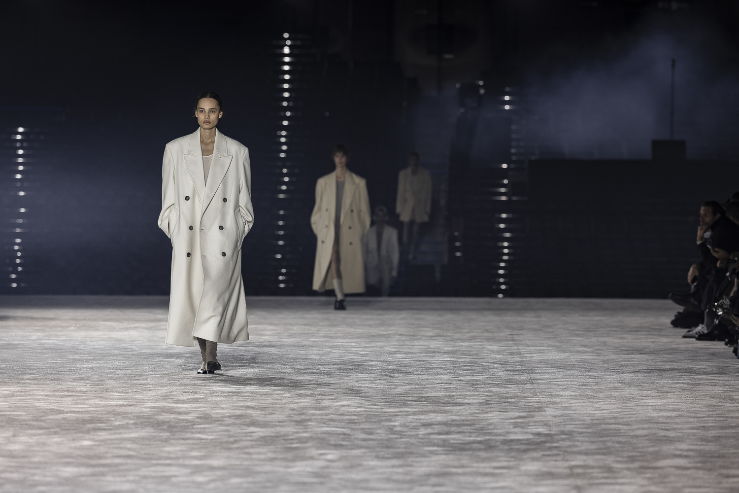 5_OBO_AMI_FW23_DEFILE_MODE_FASHIO_SHOW_LUXE_LUXURY_Stephane Deroussent AMI_FW2023-4530