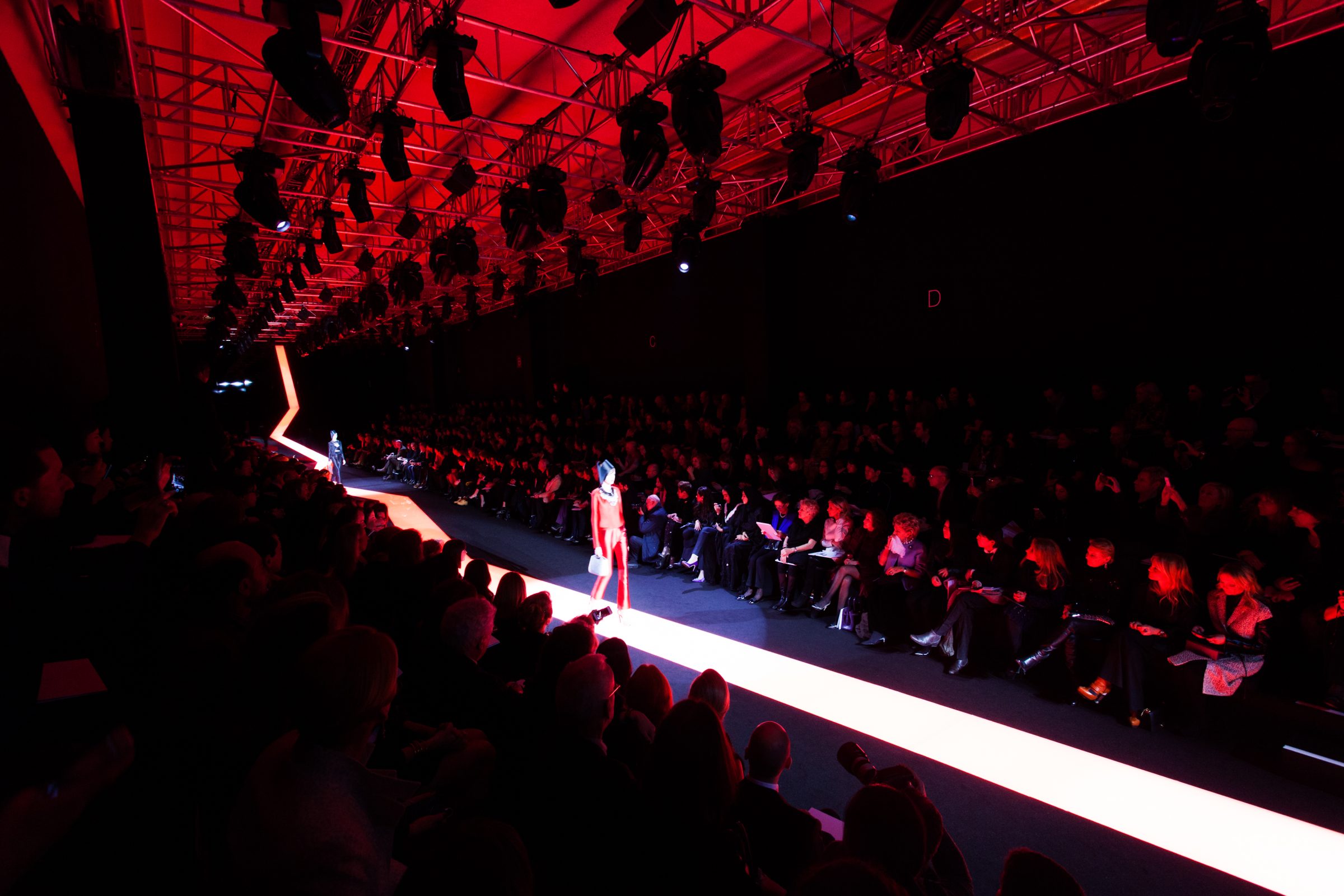 5_OBO_ARMANI_HCSS13_SCENOGRAPHIE_DEFILE_MODE_FASHION_SHOW_LUXURY_SCENOGRAPHY