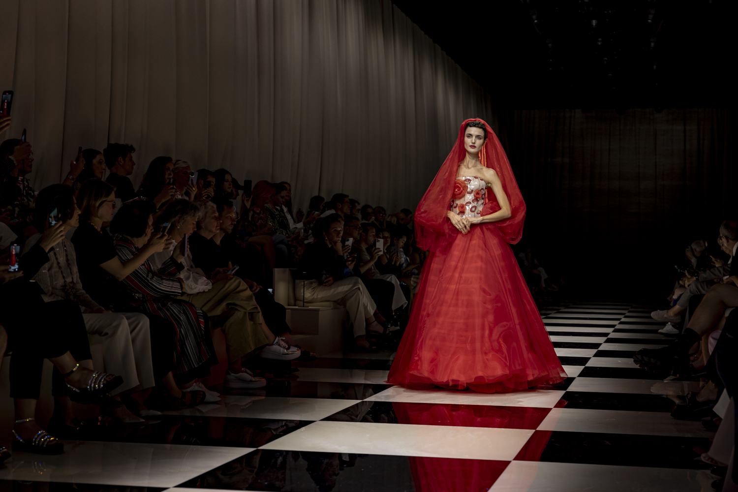 7_OBO_ARMANI_FASHION_SHOW_RUNWAY_DEFILE_MODE_LUXURY_Stephane Deroussent_H.C. fw2023-4774