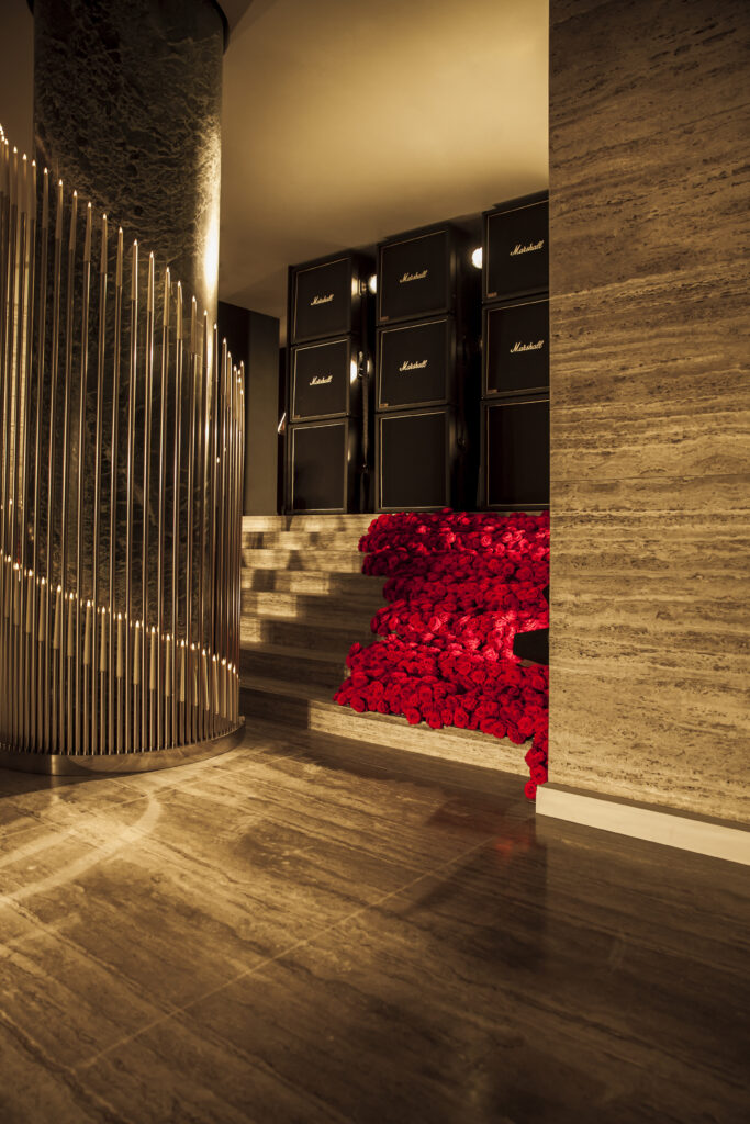 8_OBO_BRIONI_RUNWAY_DEFILE_MODE_FASHION_SHOW_LUXURY_SCENOGRAPHY