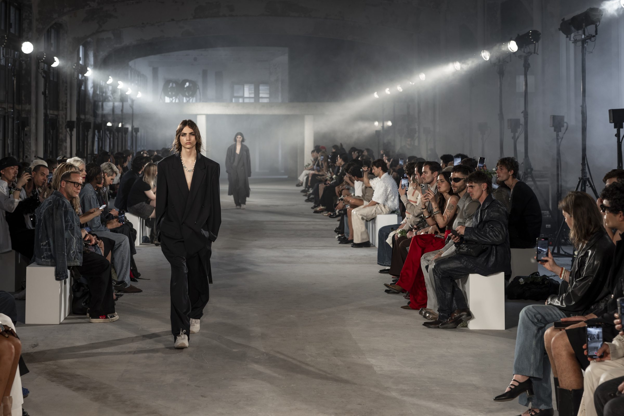 03_OBO_SYSTEM_DEFILE_MODE_FASHION_SHOW_PRODUCTION_STEPHANE DEROUSSENT