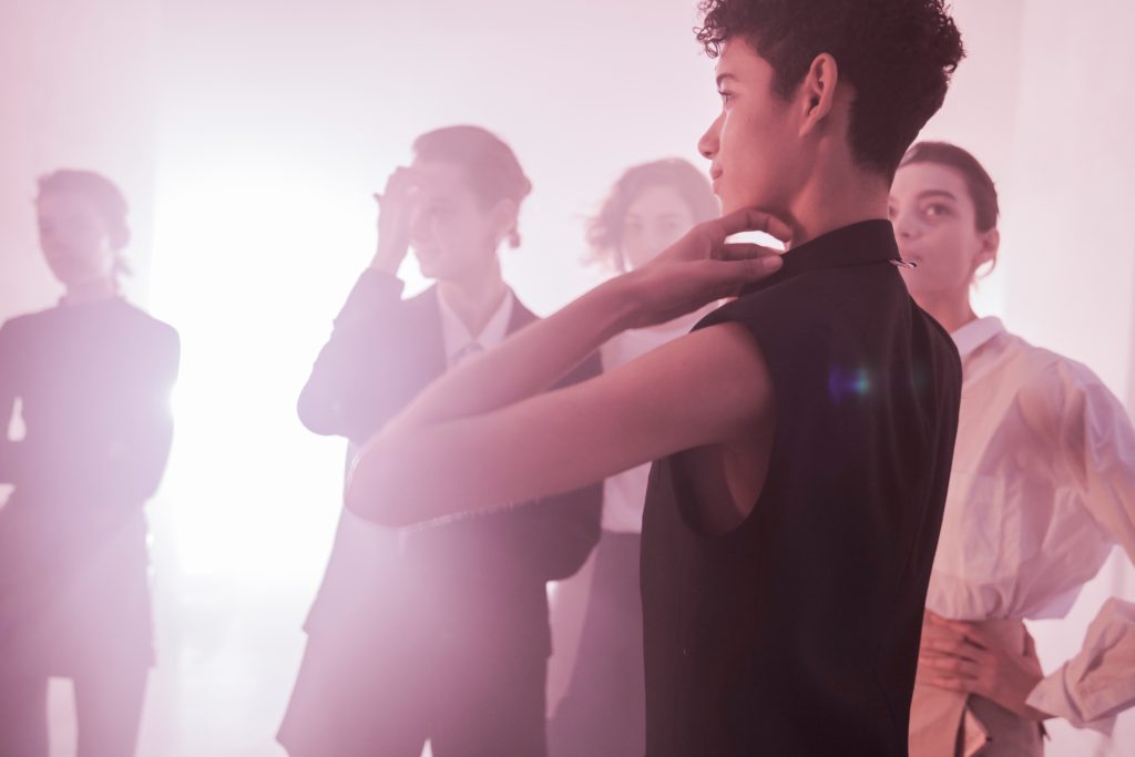04_OBO_POIRET_FASHION_SHOW_BACKSTAGE_MODEL_MATHIEU BAUMER - _MG_7939