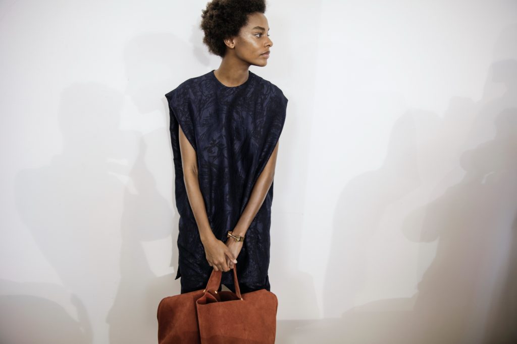 09_OBO_POIRET_FASHION_SHOW_BACKSTAGE_MODEL_MATHIEU BAUMER - _MG_8658