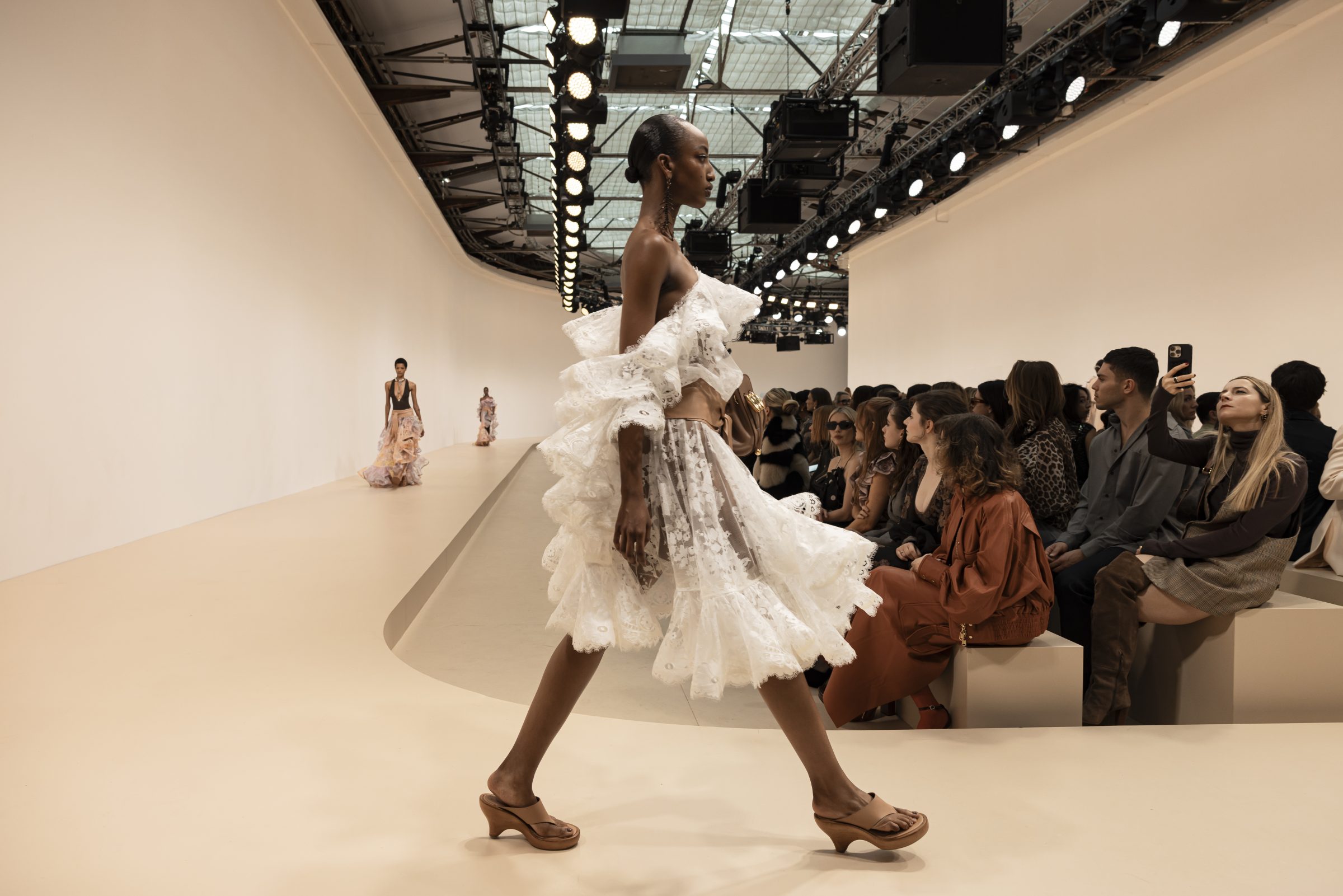 14_OBO_ZIMMERMANN_SHOW_PRODUCTION_SS25