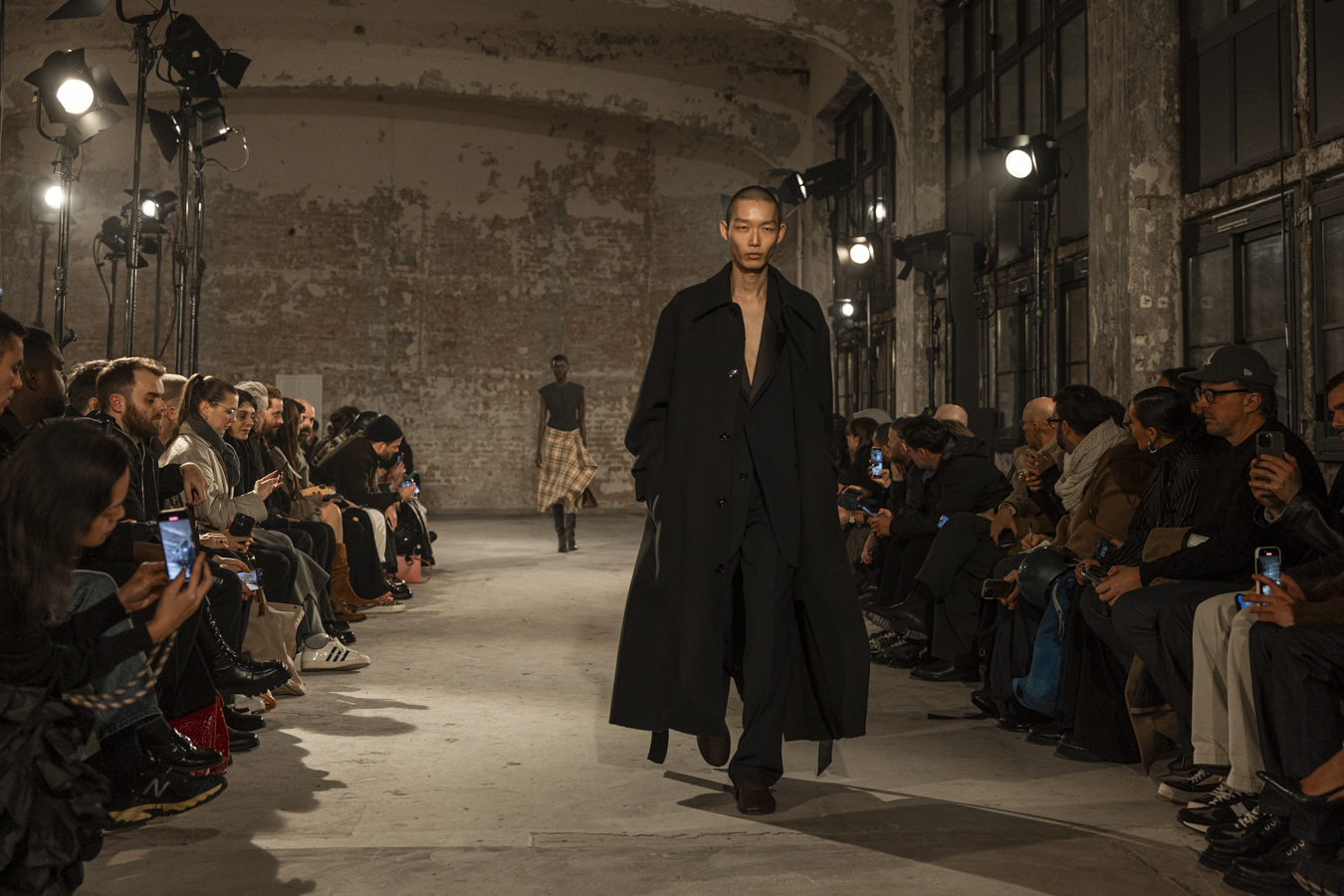 OBO_AMI_MEN'S FW 25_CG4_2201..25_STEPHANE DEROUSSENT_INSTA41