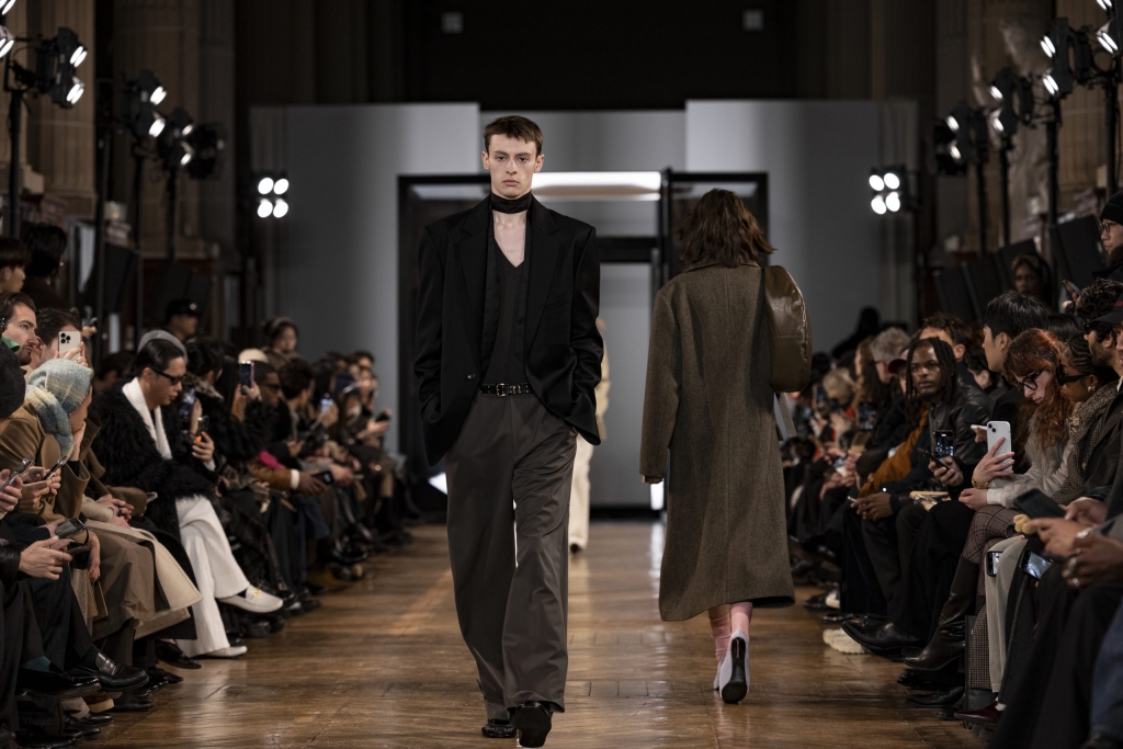 OBO_SYSTEM_MEN'S FW 25_GALERIE DE LA MINERALOGIE_23.01.25_STEPHANE DEROUSSENT_HD16
