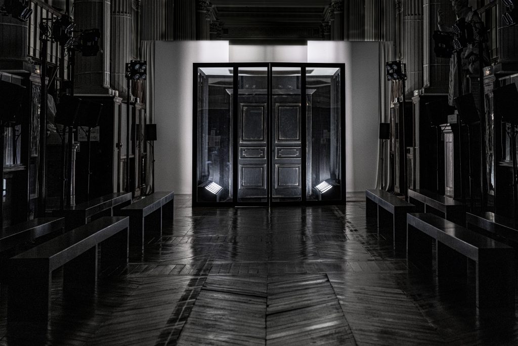 OBO_SYSTEM_MEN'S FW 25_GALERIE DE LA MINERALOGIE_23.01.25_STEPHANE DEROUSSENT_HD54