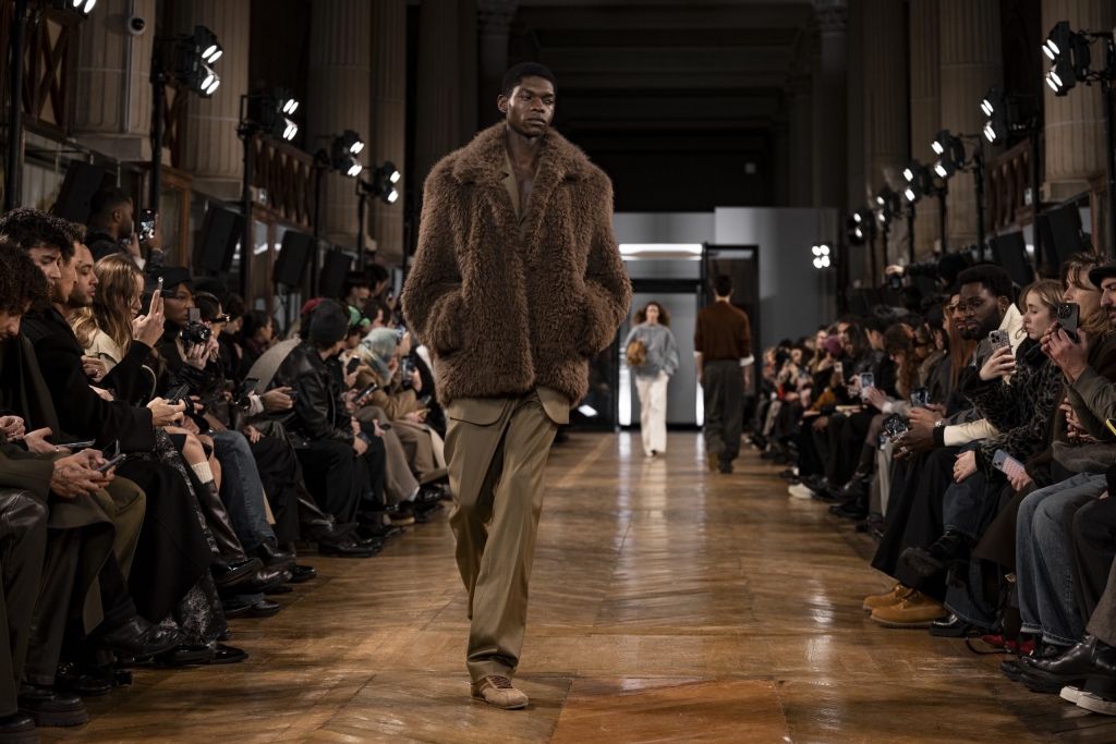 OBO_SYSTEM_MEN'S FW 25_GALERIE DE LA MINERALOGIE_23.01.25_STEPHANE DEROUSSENT_HD97