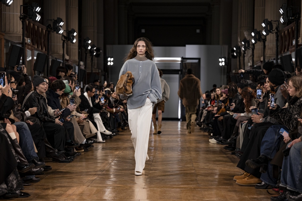 OBO_SYSTEM_MEN'S FW 25_GALERIE DE LA MINERALOGIE_23.01.25_STEPHANE DEROUSSENT_HD98
