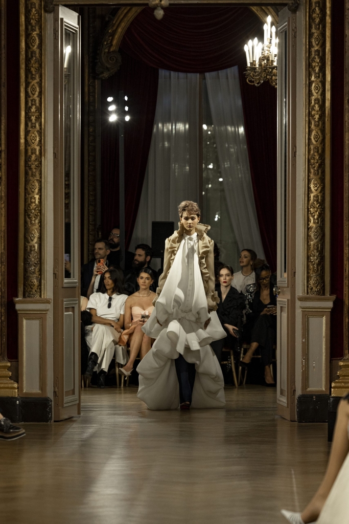 STEPHANE DEROUSSENT VIKTOR&ROLF H.C. p-é25 HD-9005