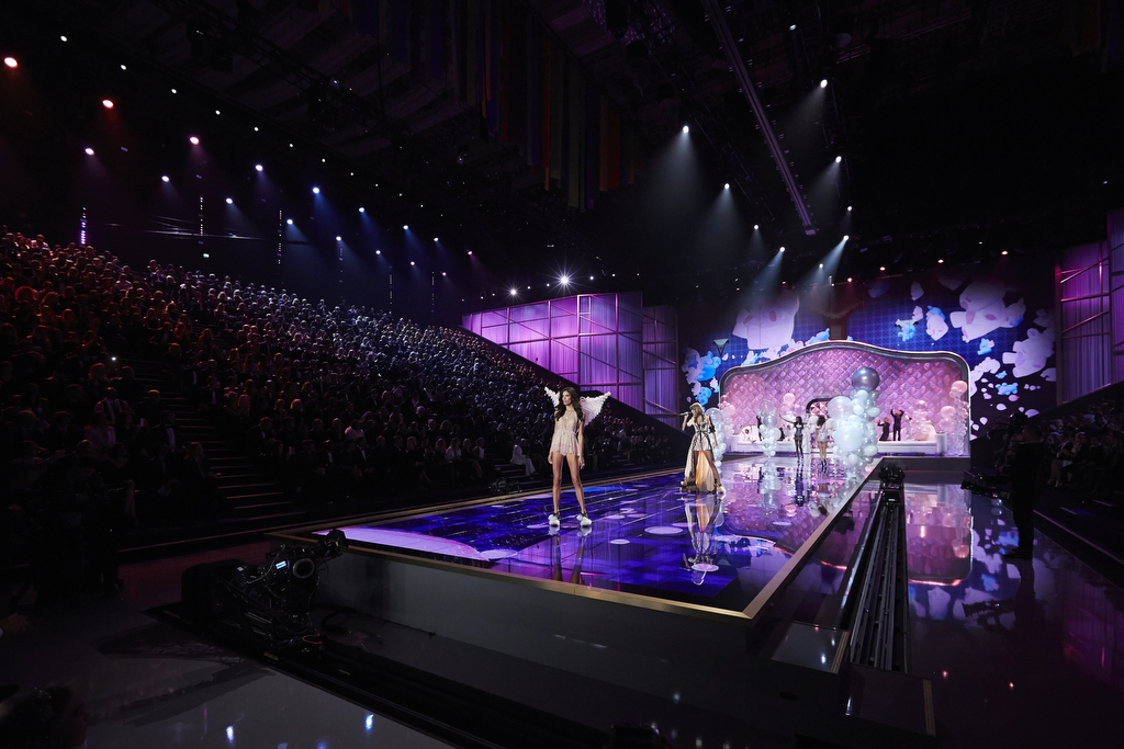 VS-021214-SHOW-66