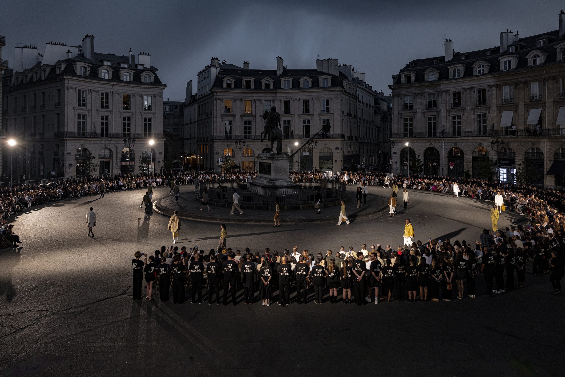 OBO_AMI_SS 26_PLACE DES VICTOIRES_STEPHANE DEROUSSENT_HD104