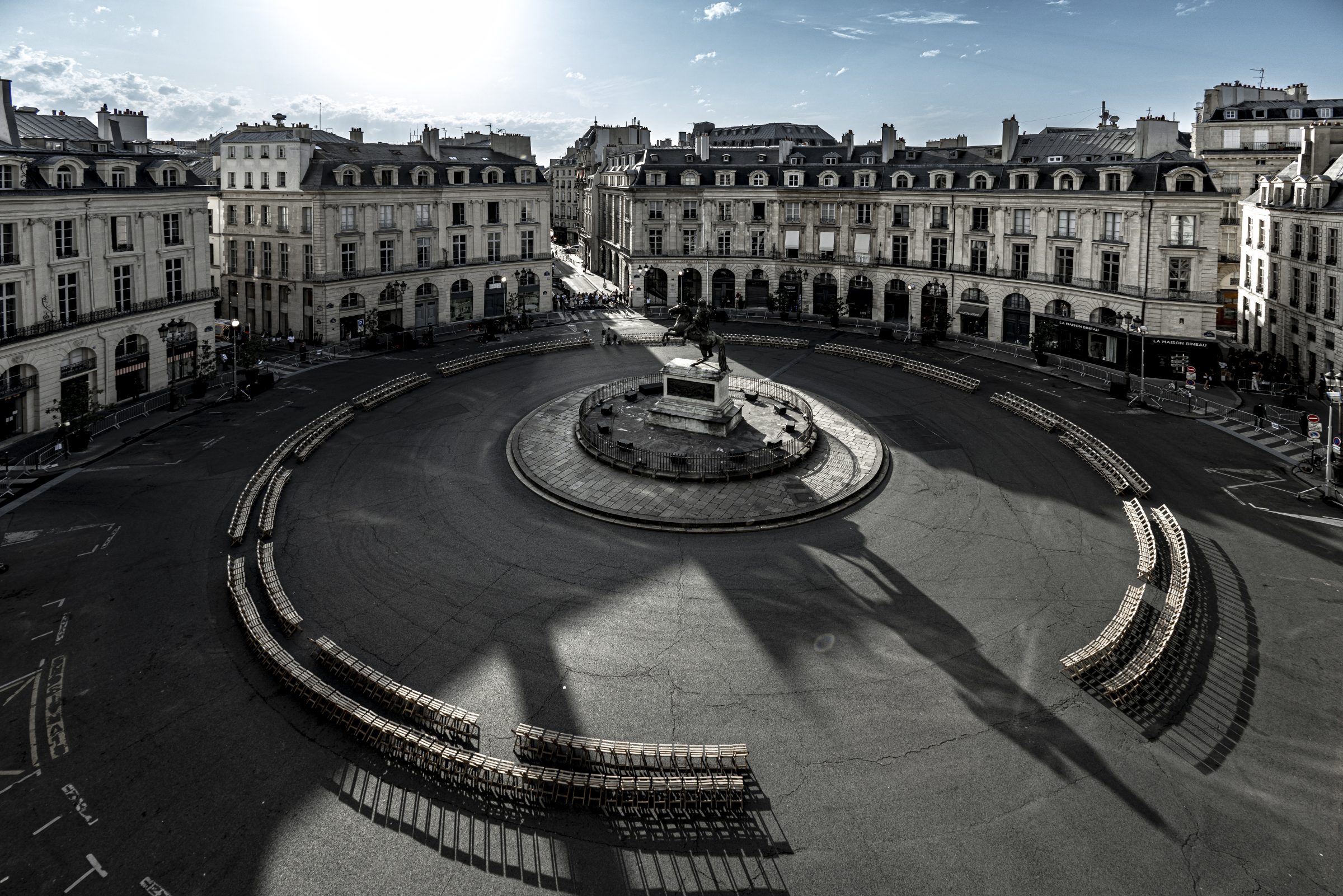 OBO_AMI_SS 26_PLACE DES VICTOIRES_STEPHANE DEROUSSENT_HD43