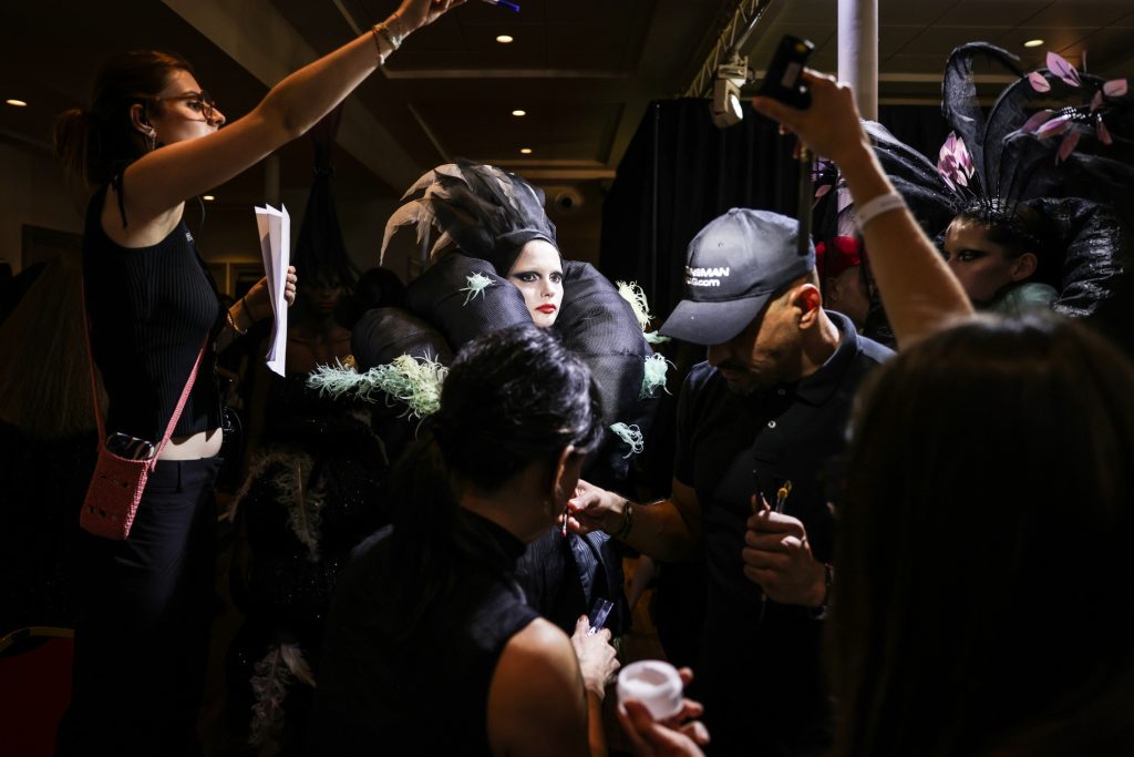 OBO_VIKTOR&ROLF_HC FW 25_SALLE WAGRAM_JULY 25_MATHIEU BAUMER25