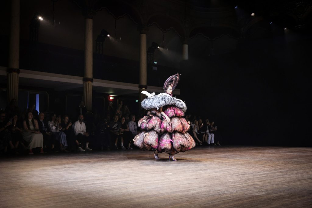 OBO_VIKTOR&ROLF_HC FW 25_SALLE WAGRAM_JULY 25_MATHIEU BAUMER44