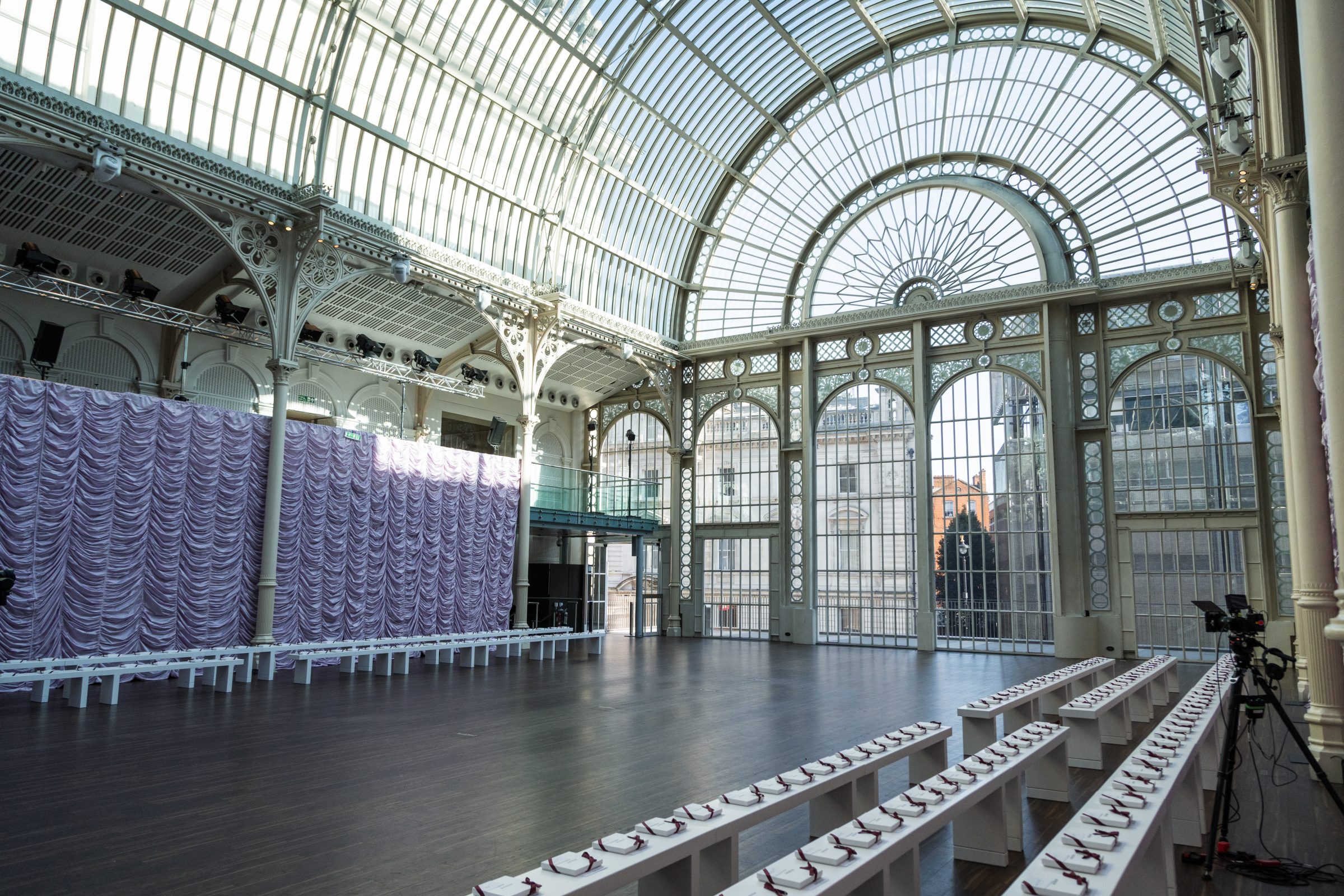 OBO_MITHRIDATE_SS26_ROYAL OPERA HOUSE_EDWARD GRANT_SEPT 25_NIC SERPELL RAND348