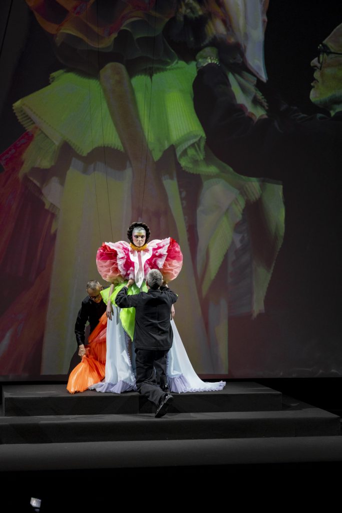 STEPHANE DEROUSSENT VIKTOR&amp;ROLF H.C.pé26 INSTA-7409