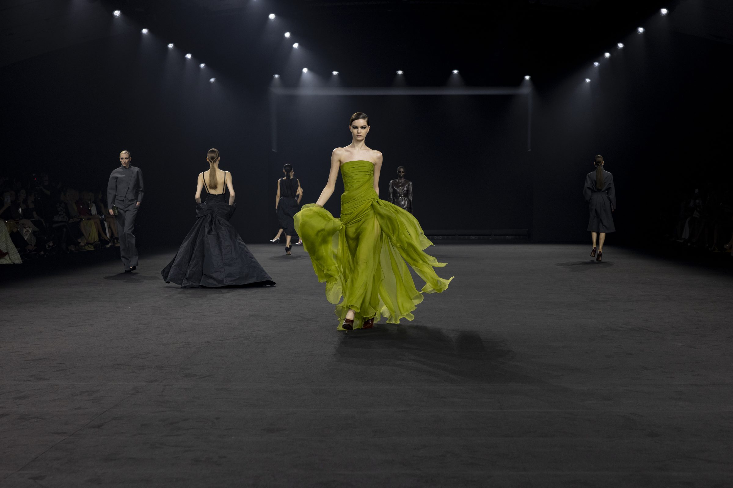 OBO_ELIE SAAB_ FW26_Caroussel du Louvre_STEPHANE DEROUSSENT_HD3