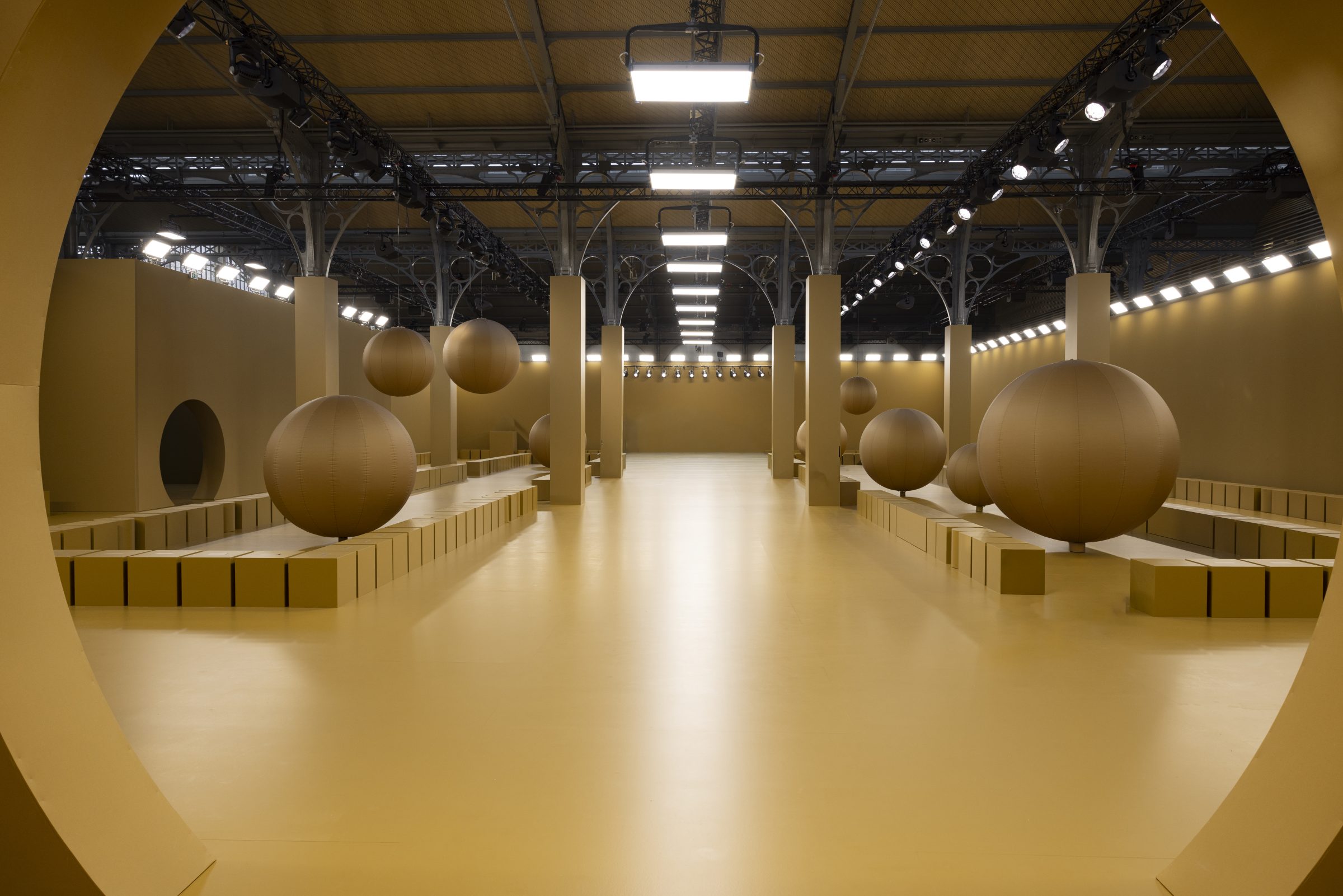 OBO_ZIMMERMANN_FW26_CARREAU DU TEMPLE_STEPHANE DEROUSSENT_HD128